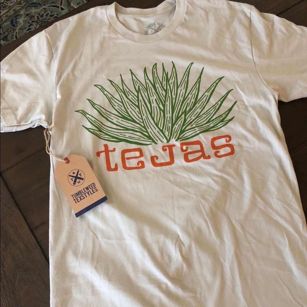Tejas tee